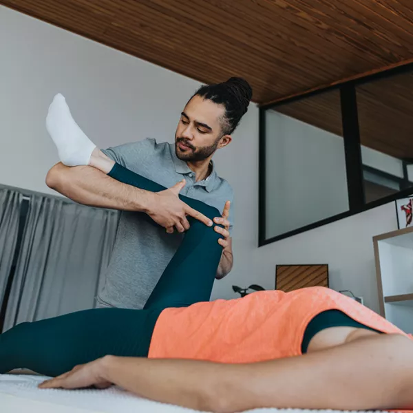 Amonis - kinesist / kinésiste