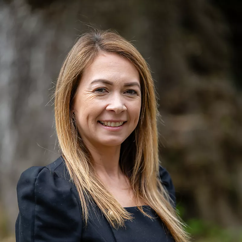 Amonis - Eleonora Rostovceva